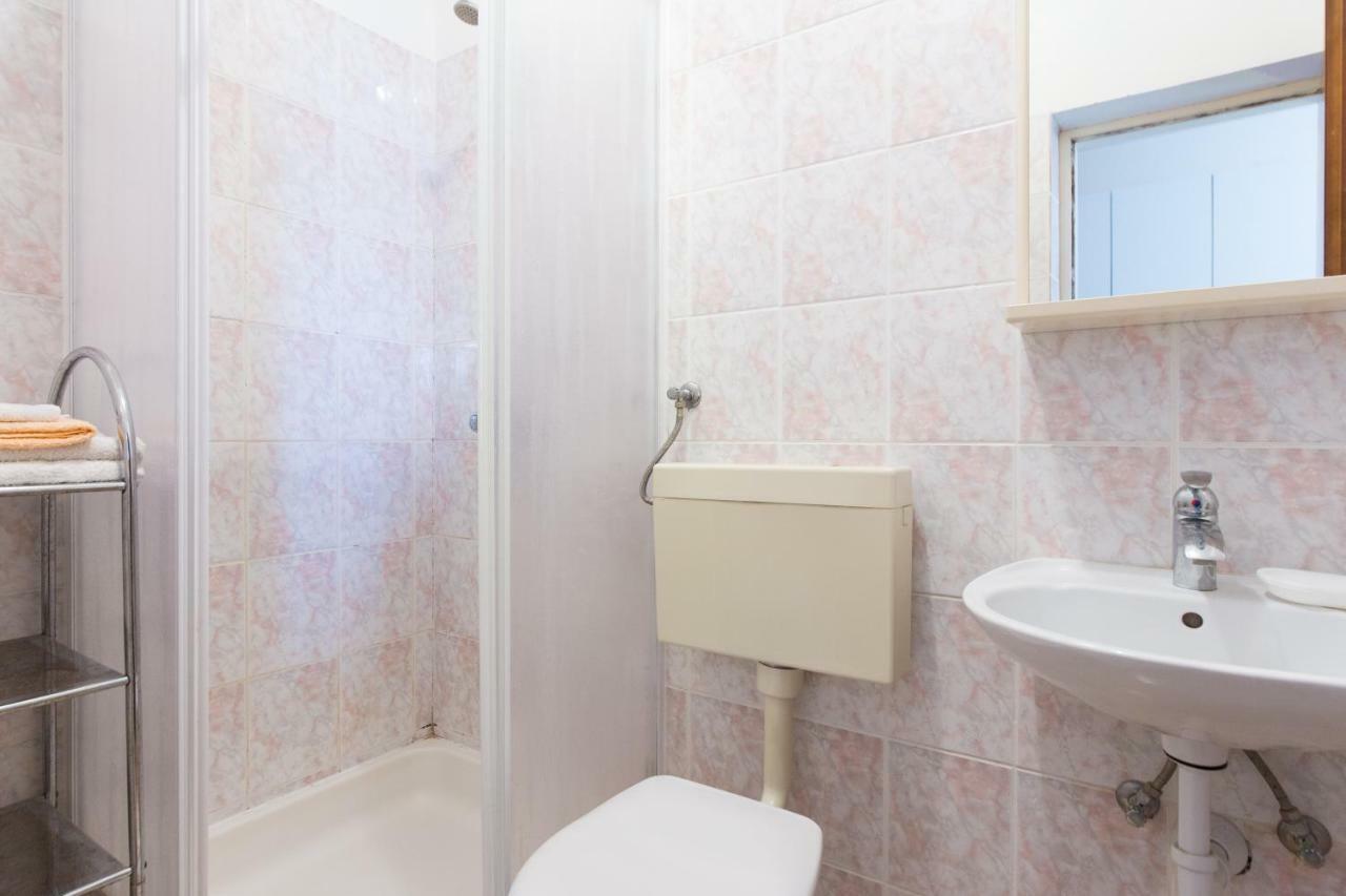 Apartment Pavacic 克尔克 外观 照片