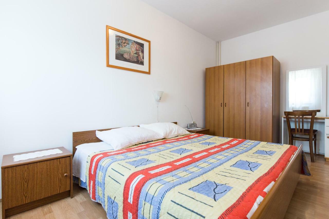 Apartment Pavacic 克尔克 外观 照片